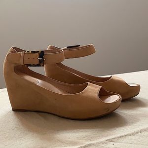 Johnston & Murphy Suede Wedges (6 1/2)